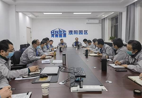 濮阳园区组织召开党委中心组集中学习扩大聚会——深入学习钻研绿色智能园区建设